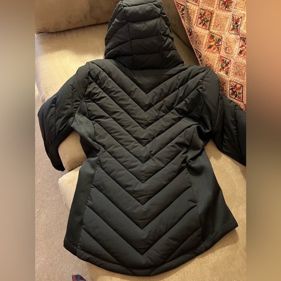 Winter jacket - Picture 7 of 7